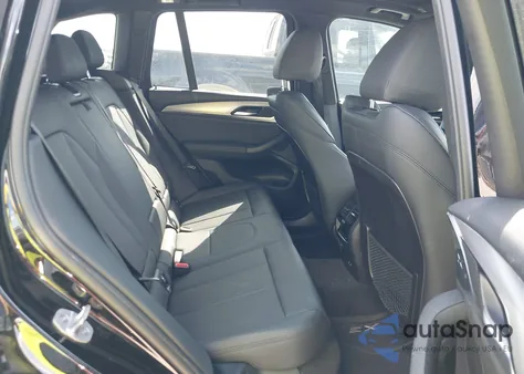 2021 BMW X3 Sdrive30I z USA, uszkodzony, nr VIN 5UXTY3C00M9E33243